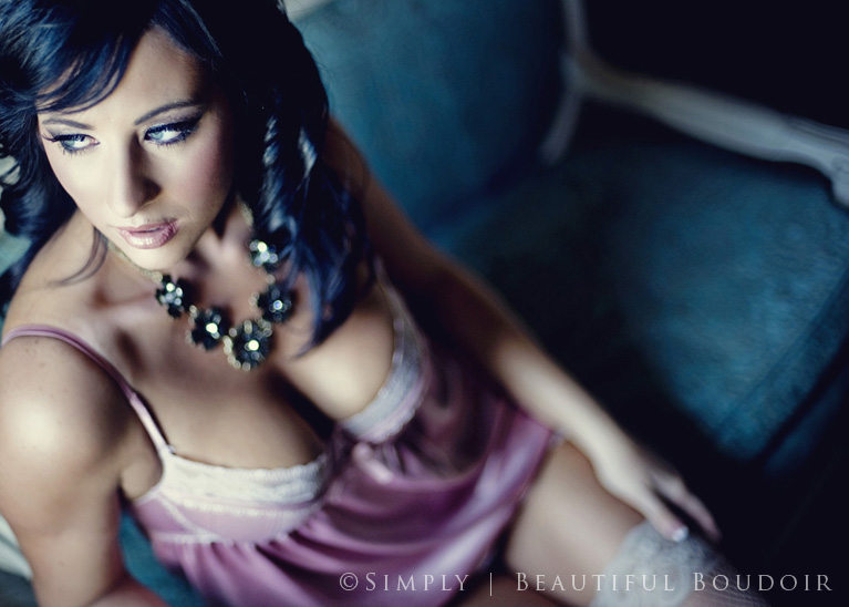 https://simplybeautifulboudoir.com/wp-content/uploads/2010/04/Philadelphia-Boudoir-Photographer-7.jpg